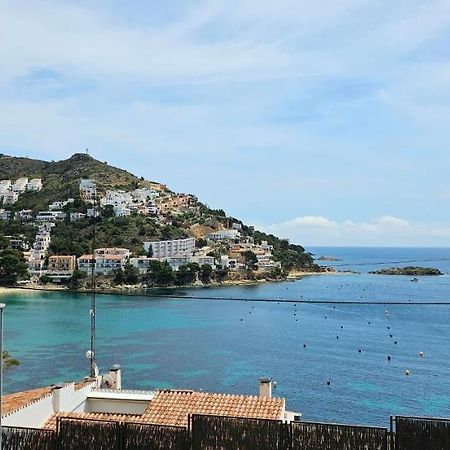 Apartamento Canyelles Playa Roses Bagian luar foto