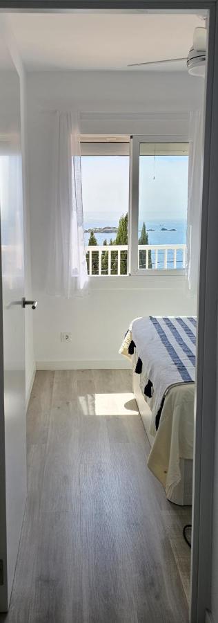 Apartamento Canyelles Playa Apartment Roses Bagian luar foto